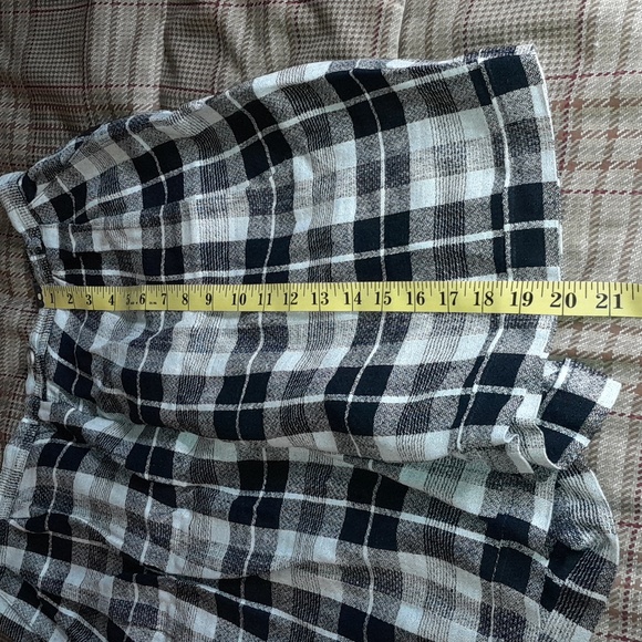 🌺BLACK & BEIGE SHORT Set - Picture 4 of 7